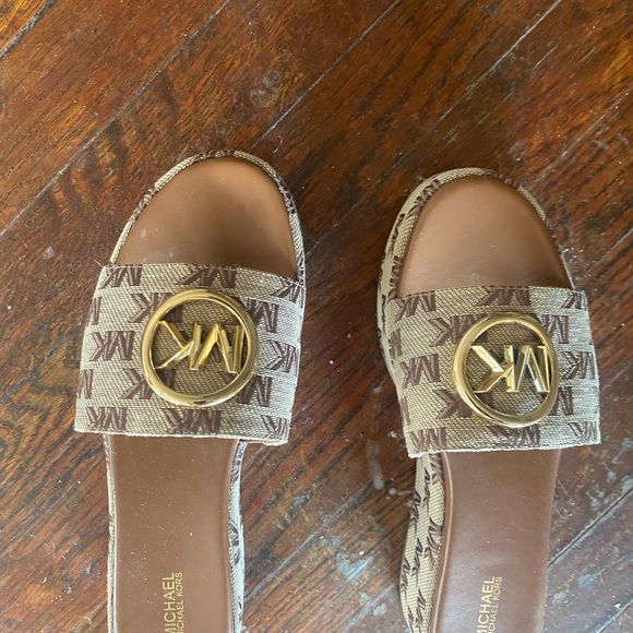 Michael Kors Signature MK Logo Slide Sandals Brown Cream - Picture 1 of 1